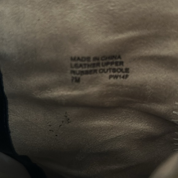 Women’s blackck Michael Kors wedge booties
Size 7M
Like new - Picture 3 of 6